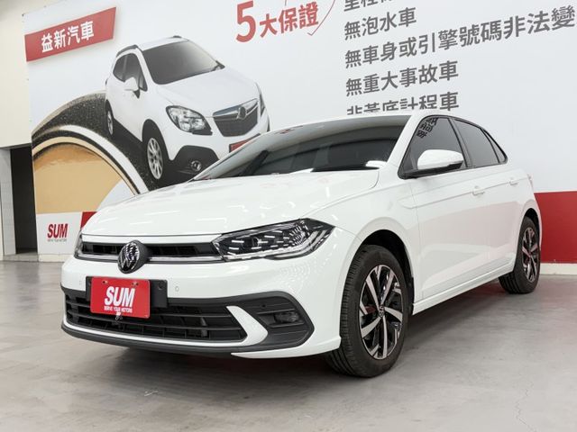 買新車的感覺~一手認證漂亮車，原鈑件保證，僅實跑4千公里，里程保證，TECH版本，可以全額貸款，歡迎賞車  第1張相片