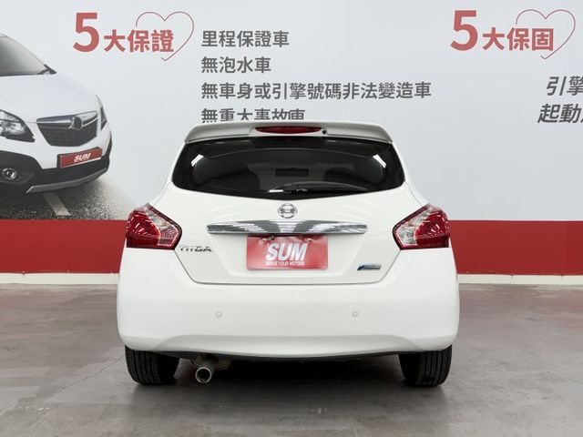 一手認證漂亮車，原鈑件保證，里程保證實跑9萬公里，全新安卓機，優質代步車，可以全額貸歡迎賞車  第5張相片