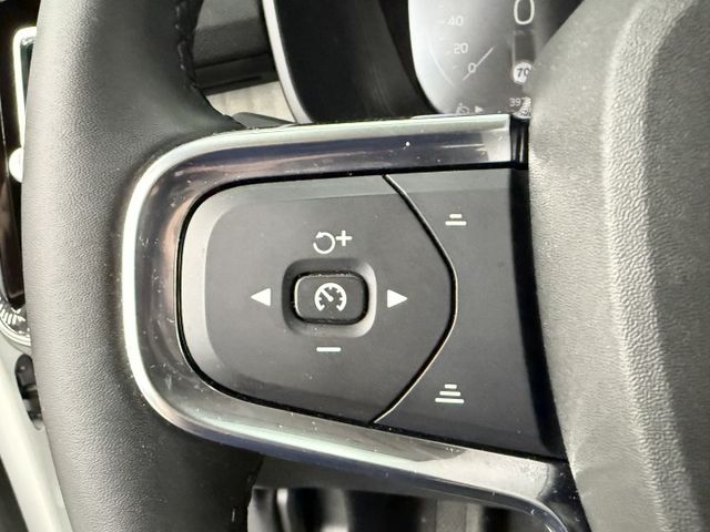一手認證漂亮車，原鈑件保證，T2  PLUS版本，全原廠保養，車況無待修，可以全額貸款，歡迎賞車  第11張相片