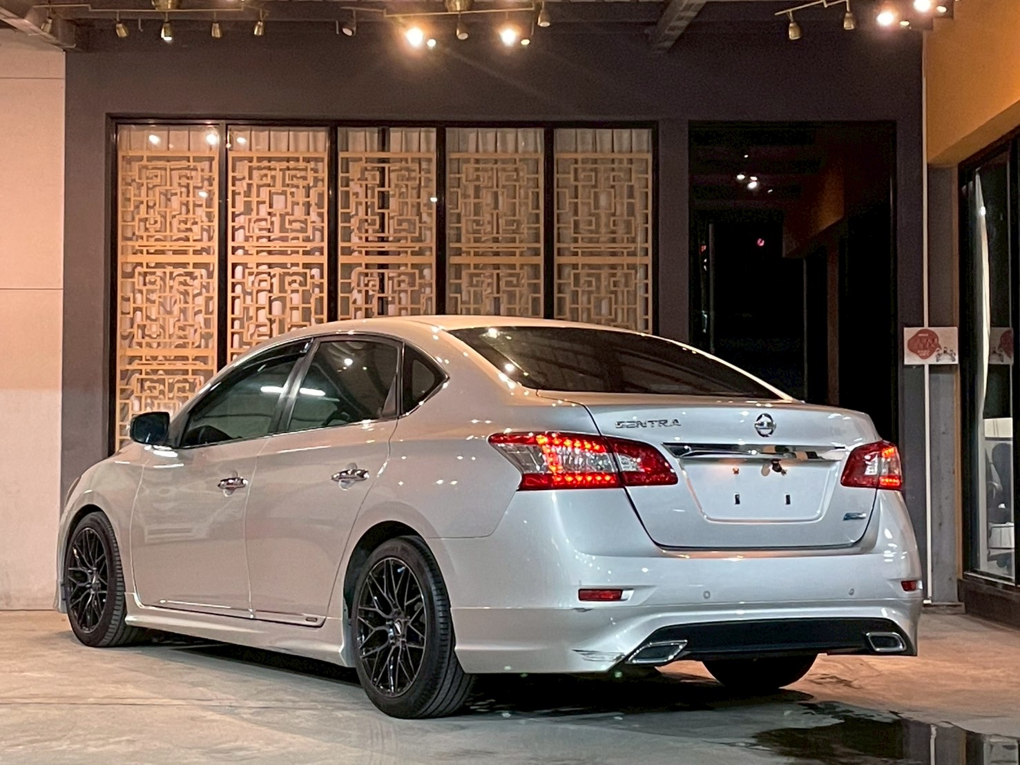 2017 Sentra 銀  第2張相片