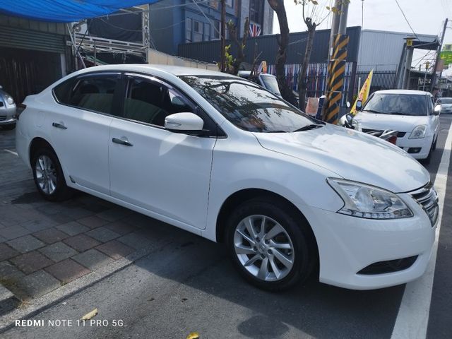 保證實車實價 絕不到場加價 里程保證 無泡水 無事故 無待修  第4張相片