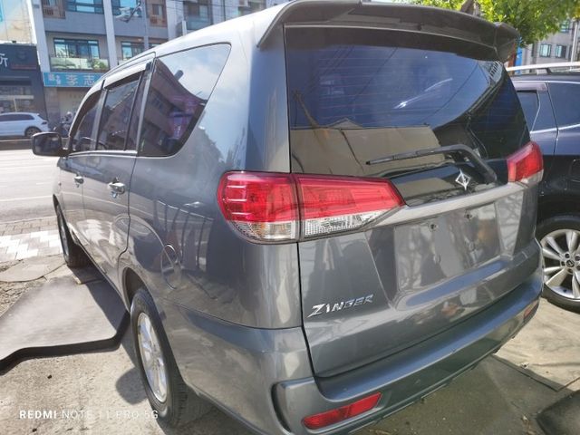 稀有少跑只跑82210km 實車實價 絕不到場再加價 里程保證 無泡水 無事故 無待修  第6張相片
