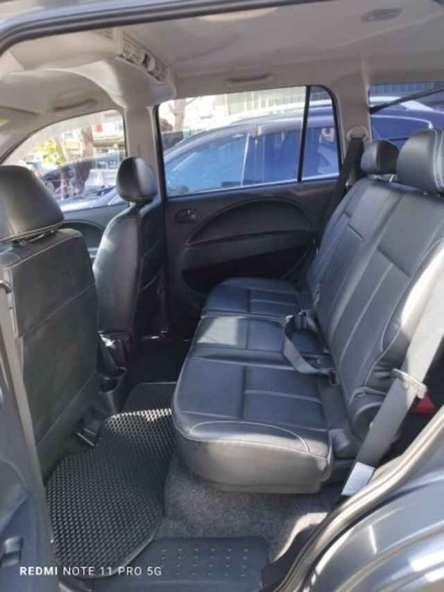 稀有少跑只跑82210km 實車實價 絕不到場再加價 里程保證 無泡水 無事故 無待修  第9張相片