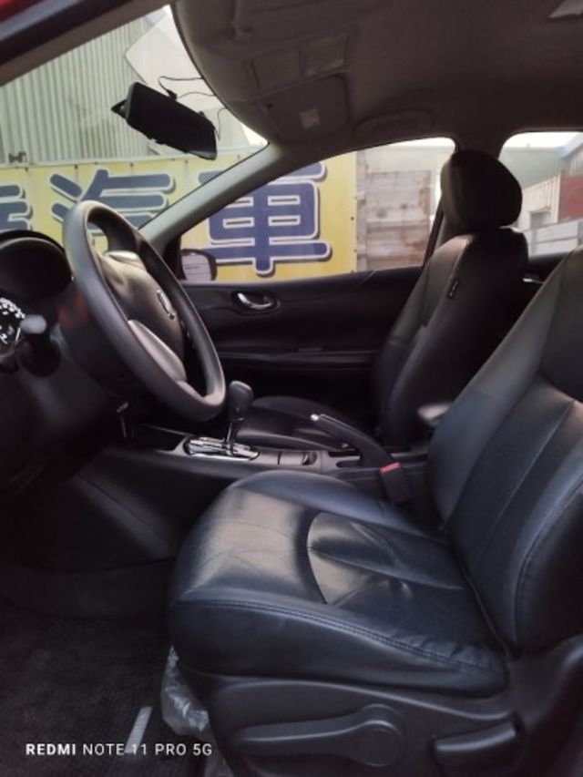 實車實價 絕不到場再加價 里程保證 無泡水 無事故 無待修  第9張相片
