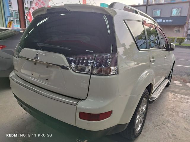 只跑125337km 實車實價 絕不到場再加價 里程保證 無泡水 無事故 無待修  第7張相片