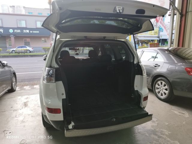 只跑125337km 實車實價 絕不到場再加價 里程保證 無泡水 無事故 無待修  第8張相片