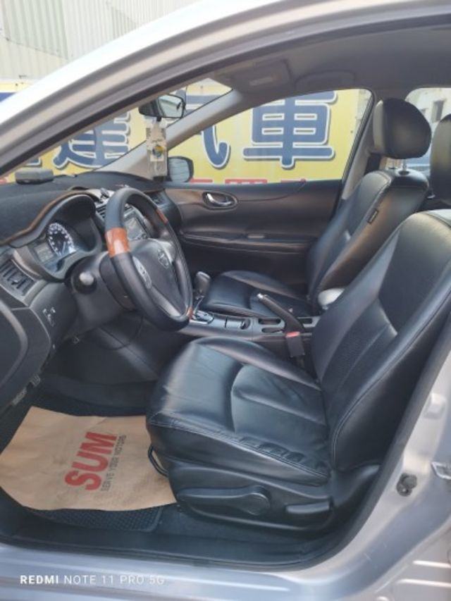 實車實價 絕不到場再加價 里程保證 無泡水 無事故 無待修  第9張相片
