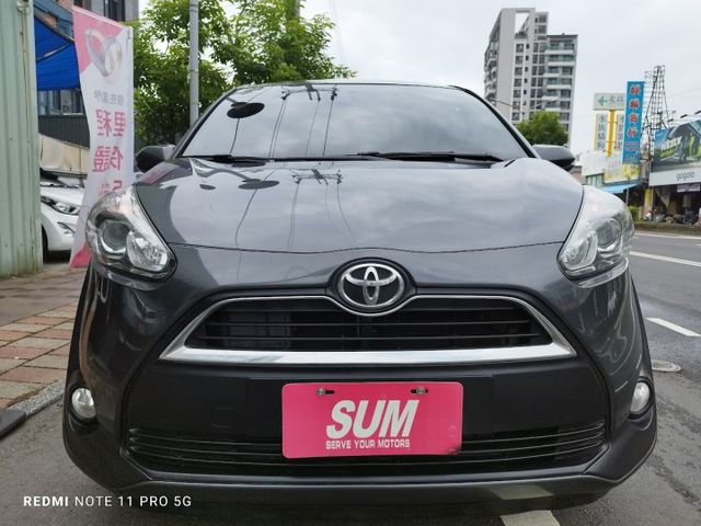 7人座 豪華十 實車實價 絕不到場再加價 里程保證 無泡水 無事故 無待修  第2張相片