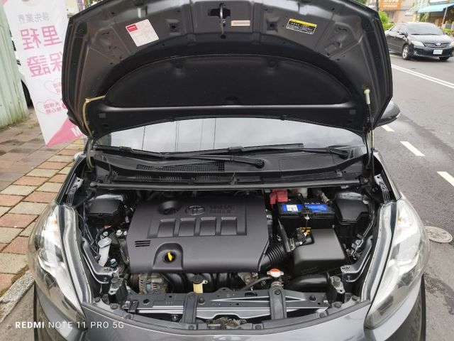 7人座 豪華十 實車實價 絕不到場再加價 里程保證 無泡水 無事故 無待修  第13張相片