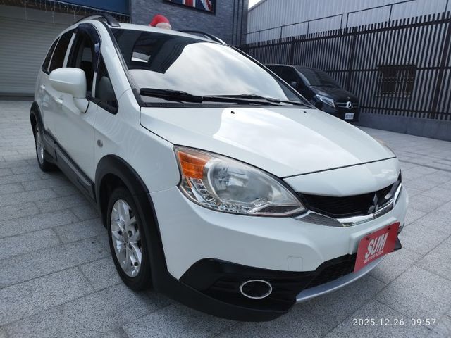 實車實價 絕不到場再加價 里程保證 無泡水 無事故 無待修  第3張相片