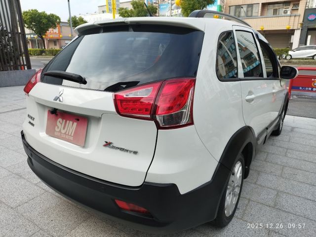 實車實價 絕不到場再加價 里程保證 無泡水 無事故 無待修  第8張相片