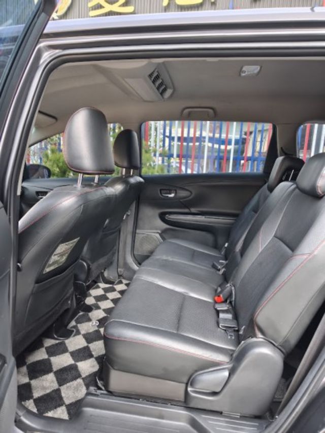 零頭款 低利率 低月付 實車實價 絕不到場再加價 里程保證 無泡水 無事故 無待修  第10張相片