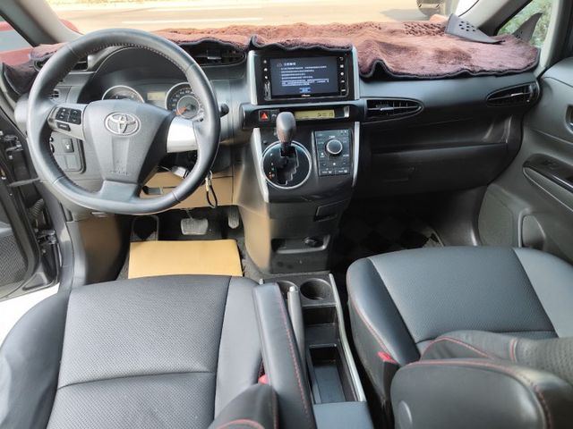 零頭款 低利率 低月付 實車實價 絕不到場再加價 里程保證 無泡水 無事故 無待修  第12張相片