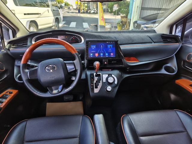 零頭款可全貸 實車實價 絕不到場再加價 里程保證 無泡水 無事故 無待修  第11張相片