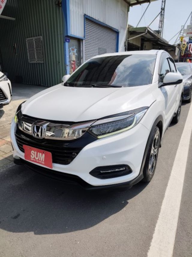 零頭款可全貸 實車實價 絕不到場再加價 里程保證 無泡水 無事故 無待修  第1張相片