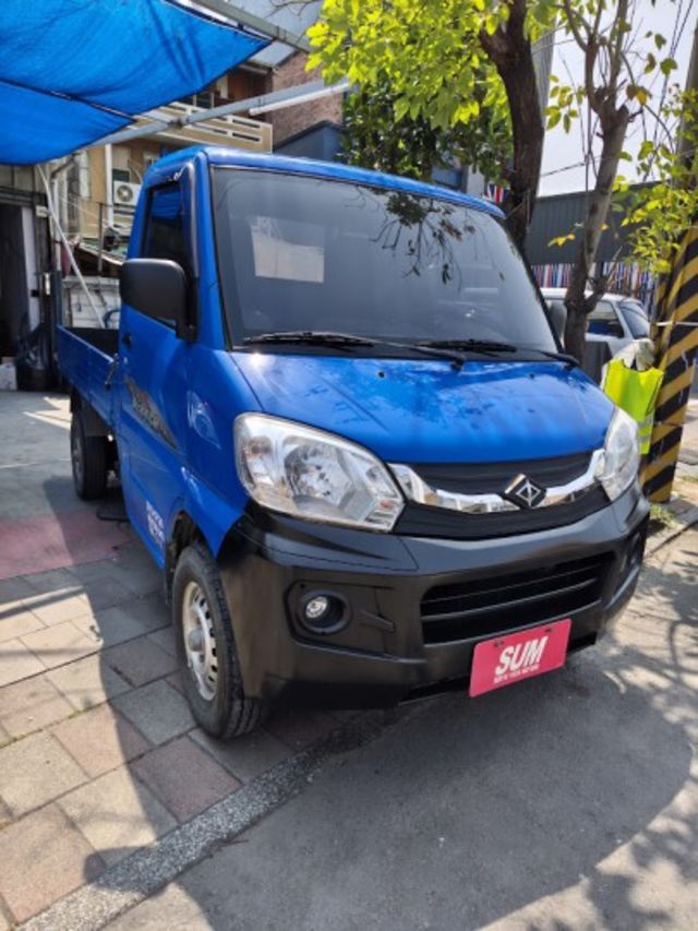 零頭款可全貸 實車實價 絕不到場再加價 里程保證 無泡水 無事故 無待修  第3張相片