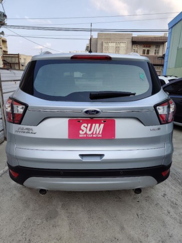 零頭款可全貸 實車實價 絕不到場再加價 里程保證 無泡水 無事故 無待修  第7張相片