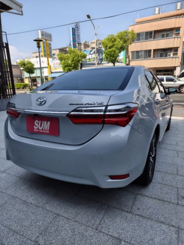 零頭款可全貸 實車實價 絕不到場再加價 里程保證 無泡水 無事故 無待修  第8張相片