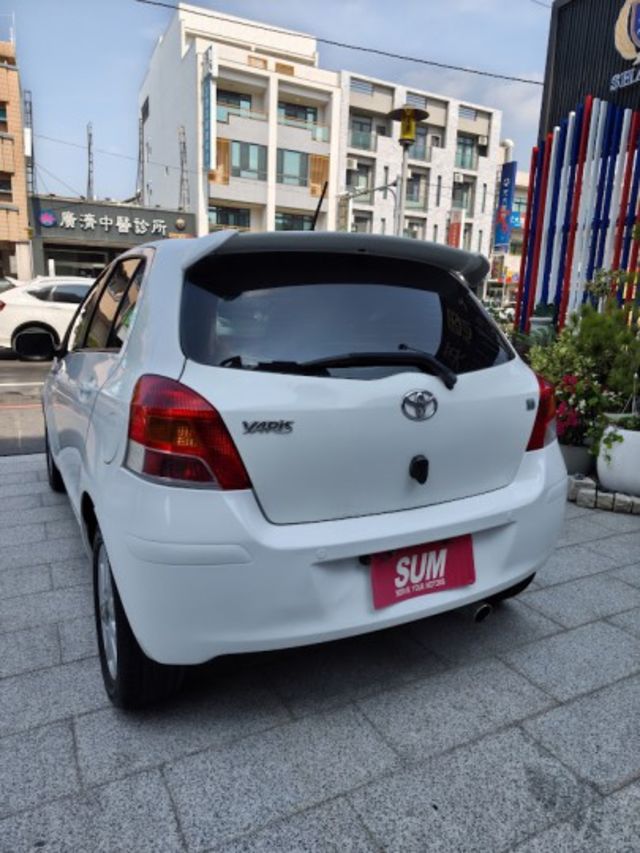 只跑13.5萬km 零頭款可全貸 實車實價 絕不到場再加價 里程保證 無泡水 無事故 無待修  第6張相片