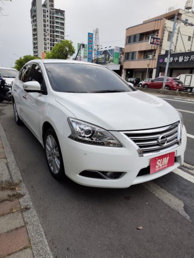 零頭款可全貸 實車實價 絕不到場再加價 里程保證 無泡水 無事故 無待修  第3張相片