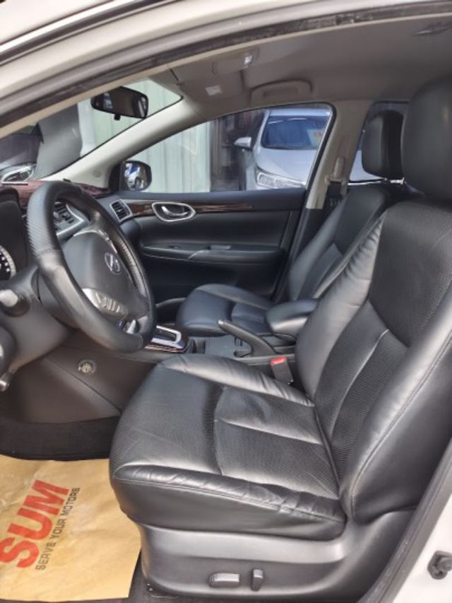 零頭款可全貸 實車實價 絕不到場再加價 里程保證 無泡水 無事故 無待修  第9張相片