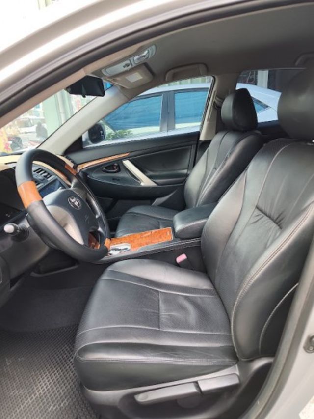 重點只跑10萬多km 零頭款可全貸 實車實價 絕不到場再加價 里程保證 無泡水 無事故 無待修  第9張相片