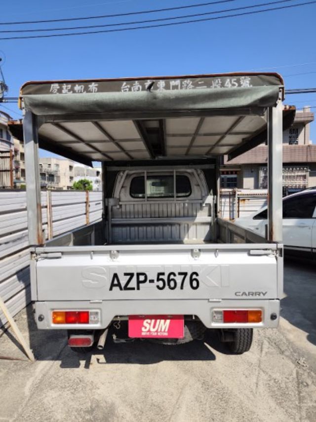挑戰全網最便宜 零頭款可全貸 實車實價 絕不到場再加價 里程保證 無泡水 無事故 無待修  第7張相片
