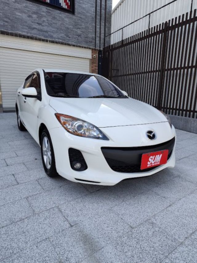 重點只跑6萬km 可貸款 低月付 實車實價 絕不到場再加價 里程保證 無泡水 無事故 無待修  第3張相片