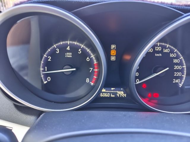 重點只跑6萬km 可貸款 低月付 實車實價 絕不到場再加價 里程保證 無泡水 無事故 無待修  第14張相片