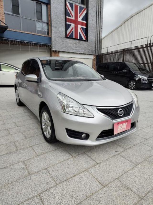 零頭款可全貸 實車實價 絕不到場再加價 里程保證 無泡水 無事故 無待修  第3張相片