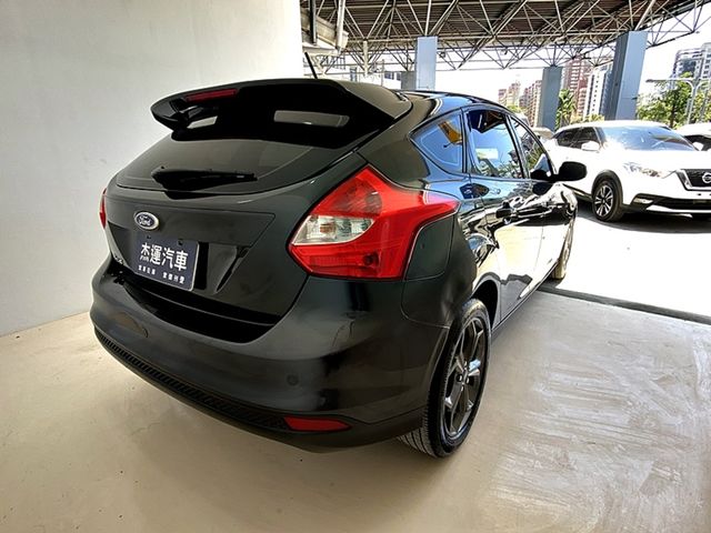 TOYOTA豐田 ALTIS  第5張相片