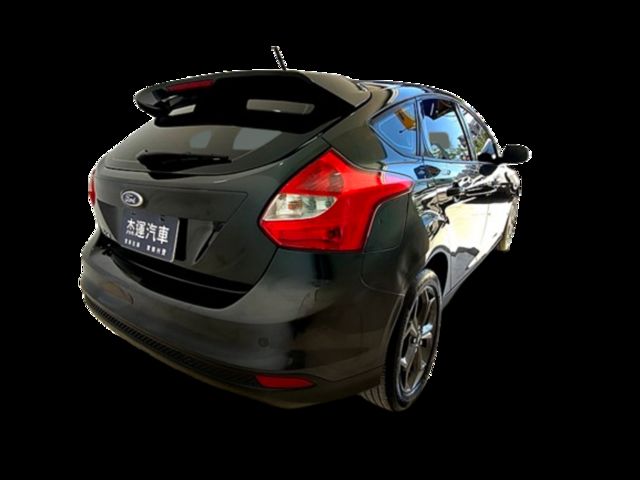 TOYOTA豐田 ALTIS  第6張相片