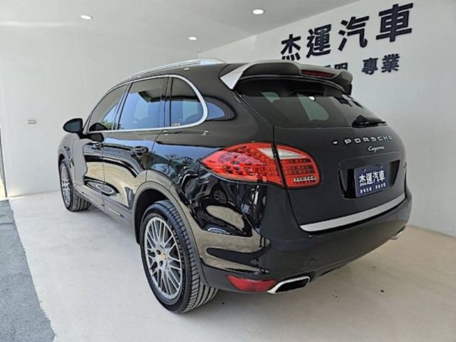 PORSCHE保時捷 CAYENNE  第4張相片
