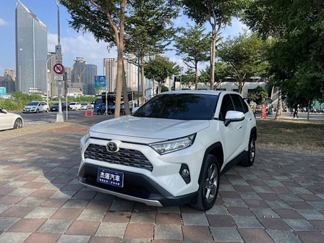 TOYOTA豐田 RAV4  第1張相片