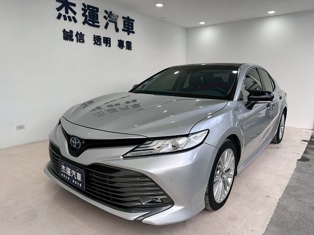 TOYOTA豐田 CAMRY HYBRID  第1張相片