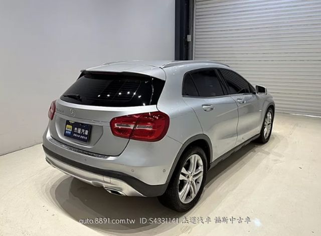 M-BENZ賓士 GLA200  第2張相片