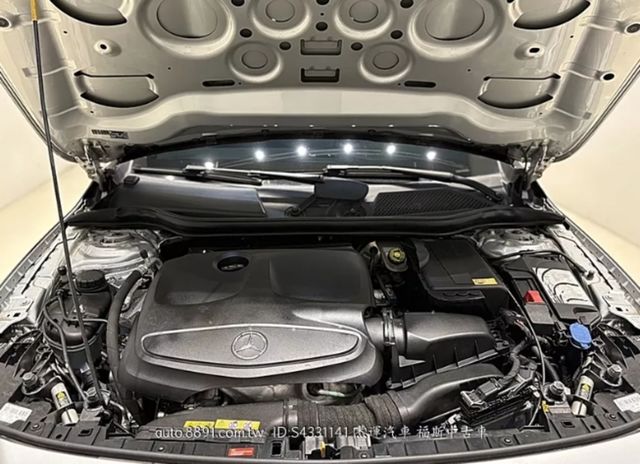 M-BENZ賓士 GLA200  第6張相片