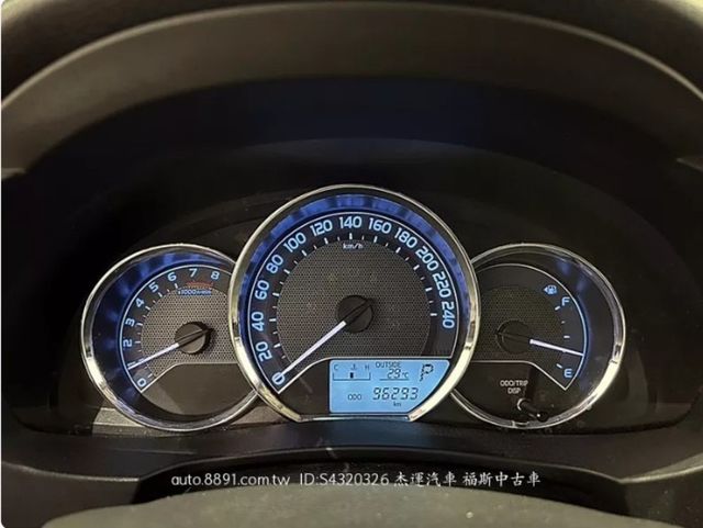 TOYOTA豐田 ALTIS  第6張相片