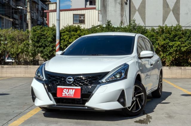 最頂版J智能360版 全車新鍍膜(保固一年) 原廠保至2026 僅跑9千多 原廠導航 環景 空力套件 盲點 HUD抬顯  第1張相片