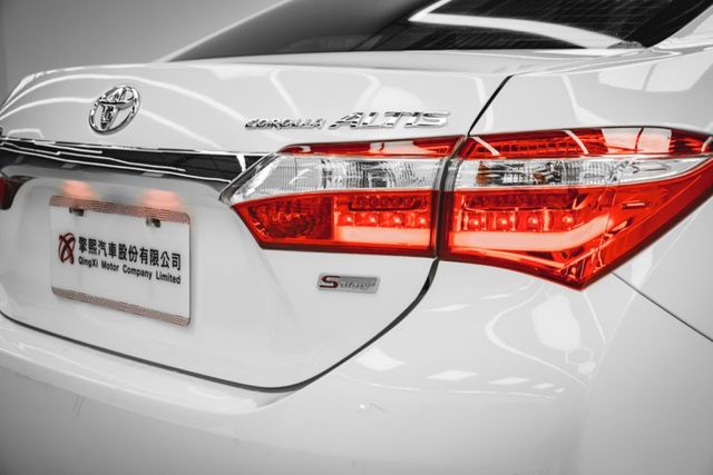 Safety+版 經典熱門神A轎車 原廠保養 好開好保養 CP代步車首選 免鑰匙系統 內裝保養漂亮 有定速  第3張相片