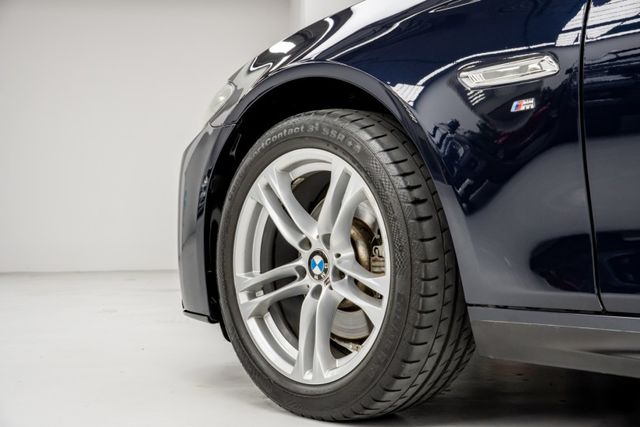 M款套件｜碳纖維下巴套件｜左右後側倒車影像｜四車門解鎖｜全景天窗｜腳踢尾門｜記憶座椅｜換檔撥片｜免鑰匙｜電動方向盤調整  第6張相片