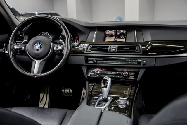 M款套件｜碳纖維下巴套件｜左右後側倒車影像｜四車門解鎖｜全景天窗｜腳踢尾門｜記憶座椅｜換檔撥片｜免鑰匙｜電動方向盤調整  第11張相片