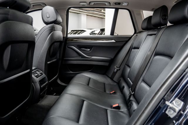 M款套件｜碳纖維下巴套件｜左右後側倒車影像｜四車門解鎖｜全景天窗｜腳踢尾門｜記憶座椅｜換檔撥片｜免鑰匙｜電動方向盤調整  第14張相片