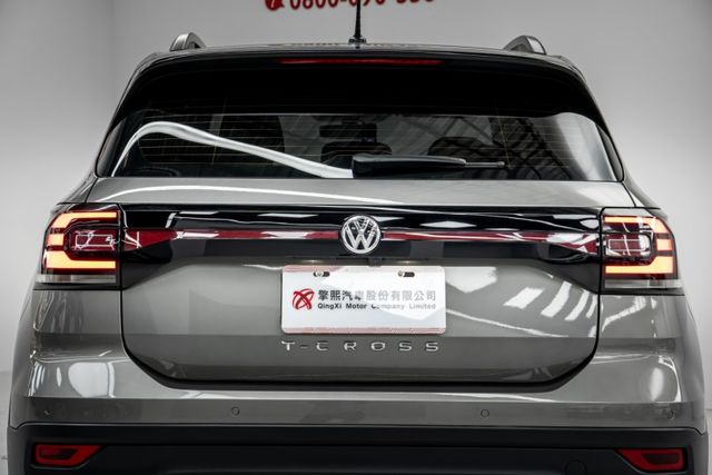 原鈑件｜超低里程｜僅跑三萬初｜皆原廠保養｜低排氣省稅省油｜ACC跟車｜無線充電｜車頂行李架｜免鑰系統  第5張相片