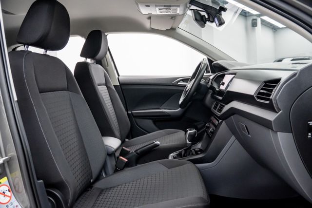 原鈑件｜超低里程｜僅跑三萬初｜皆原廠保養｜低排氣省稅省油｜ACC跟車｜無線充電｜車頂行李架｜免鑰系統  第13張相片