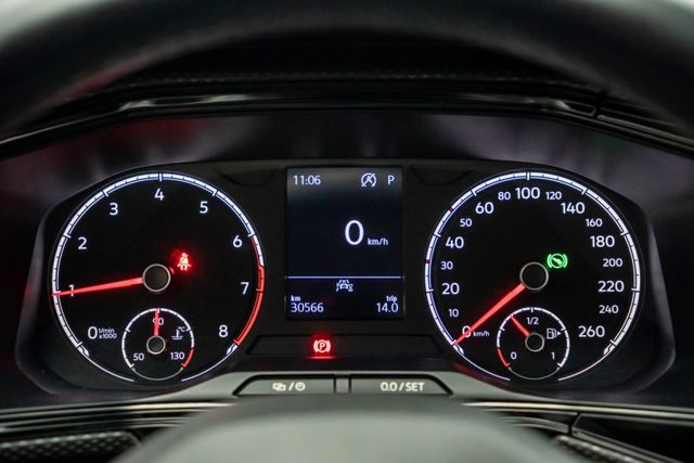 原鈑件｜超低里程｜僅跑三萬初｜皆原廠保養｜低排氣省稅省油｜ACC跟車｜無線充電｜車頂行李架｜免鑰系統  第17張相片