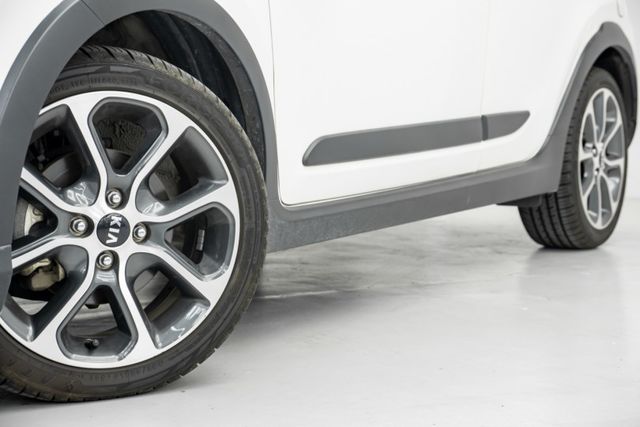 原廠保固至2026.07（不限里程）｜皆原廠保養｜氣氛燈｜輪胎皆九成新｜Qi無線充電｜無線CarPlay｜免鑰匙系統  第5張相片