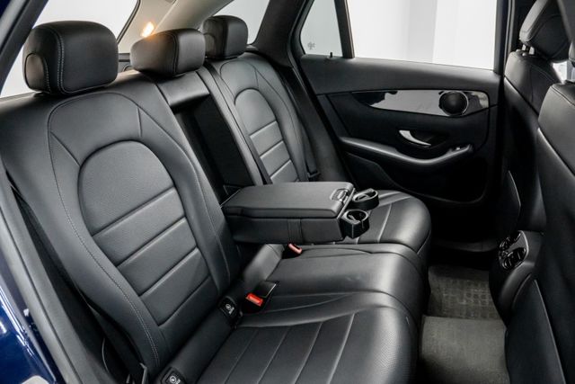 原鈑件｜皆原廠保養｜前後雷達顯示｜雙前記憶座椅｜盲點偵測｜車道維持｜電動尾門｜CarPlay｜換檔撥片｜定&限速  第9張相片