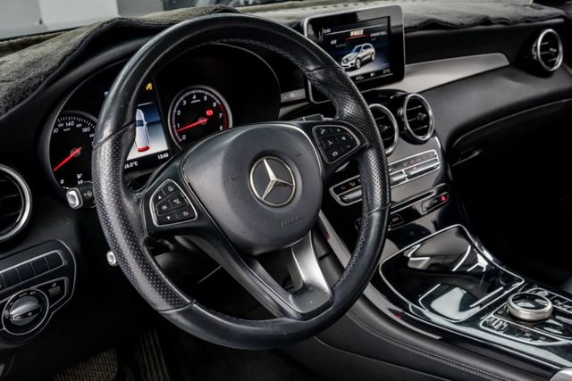 原鈑件｜皆原廠保養｜前後雷達顯示｜雙前記憶座椅｜盲點偵測｜車道維持｜電動尾門｜CarPlay｜換檔撥片｜定&限速  第10張相片