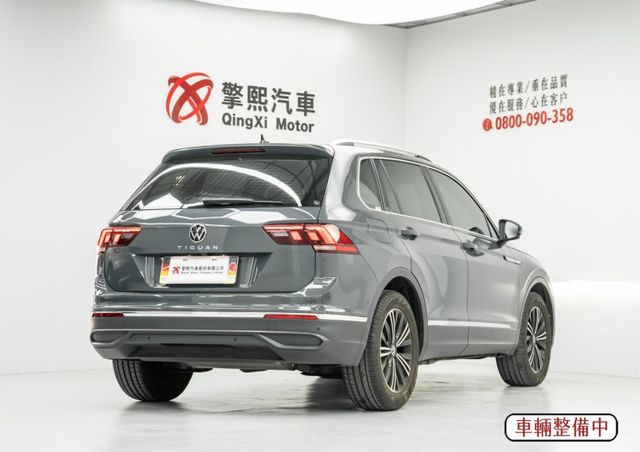 原鈑原漆｜原廠保至2027.03（不限里程）｜低里程僅跑一萬三｜環景｜數位儀表｜腳踢尾門｜方向盤加熱｜三區恆溫｜ACC  第2張相片